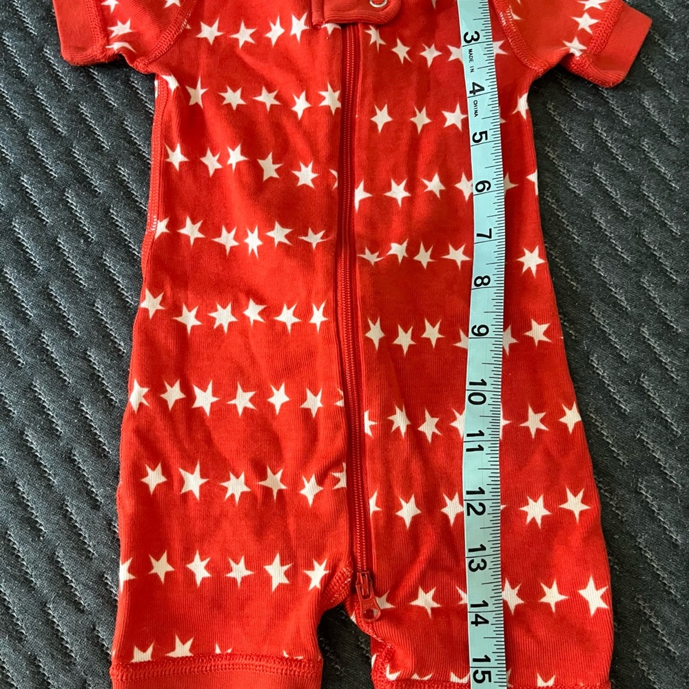 Hanna Andersson Red and White Star Bodysuit